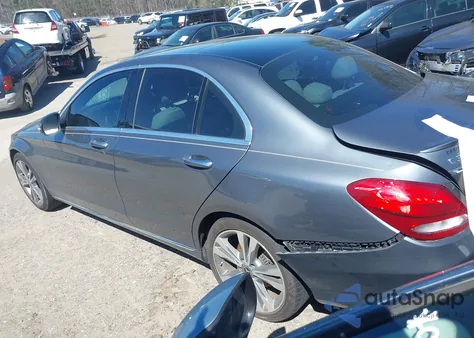 2018 Mercedes-Benz C 300 from USA, damaged, VIN 55SWF4JB7JU206028